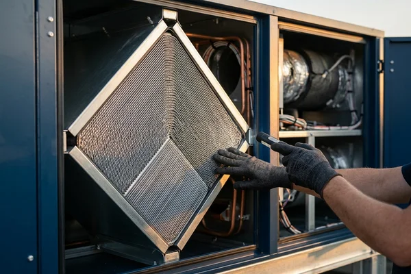 Energy recovery core in a commercial ERV